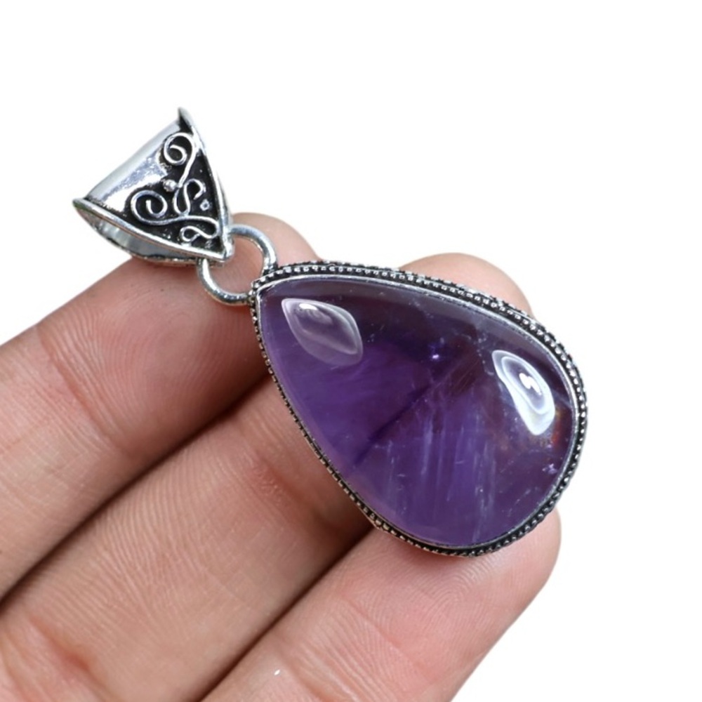 Amethyst cabachon pendant